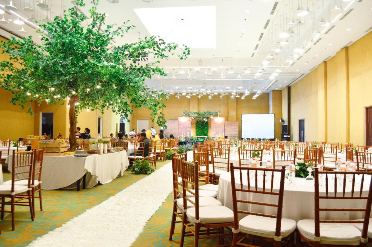 登巴萨哈里斯酒店 丹帕沙 外观 照片